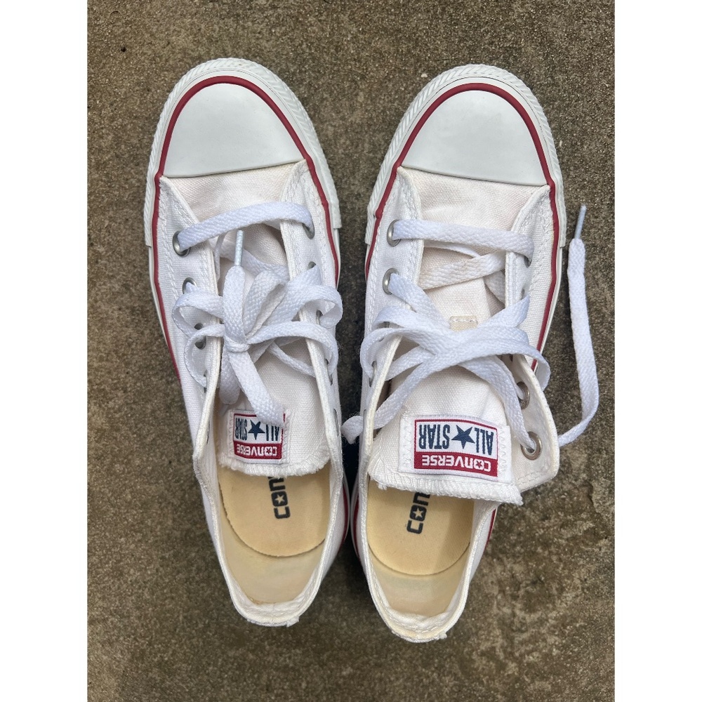 Converse Chuck Taylor All Star Low Top Sneakers